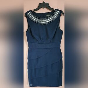 Connected Apparel Blue Sleeveless Pearl Necklace Sheath Dress Size 10 Cocktail